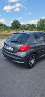 Peugeot 207 1.4 54kw - 8