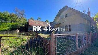 RK4 - REZERVOVANÉ - Rodinný dom s veľkým pozemkom - 8