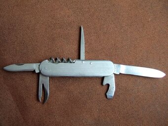 staré nože MIKOV SANDRIK ŠTOS SOLINGEN Victorinox - 8