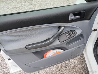 Ford C-Max 1.6 TDCi Duratorq Ambiente - 8