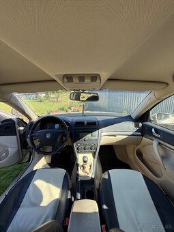 Škoda Octavia 1.6 fsi - 8