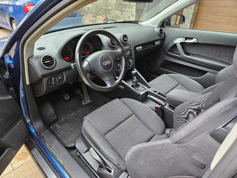 Audi A3 1.6 MPI - 8