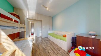 RADO | 3i byt v tehlovom dome so záhradou a parkovaním | Bis - 8