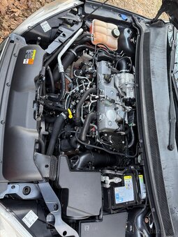 Ford focus 1.8 tdci GHIA - 8