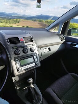 Volkswagen Touran 1.4 TSI benzín 103kW - 8