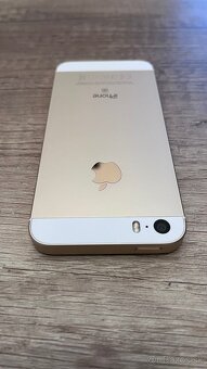 Iphone SE - 8