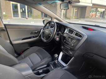 KIA Ceed 1.6 GDI LX Silver - 8