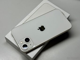 Predám Apple iPhone 13 128GB Silver - 8