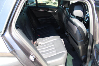 BMW Rad 5 Touring 540d xDrive A/T, 235kW , A8 , M-PACKET - 8