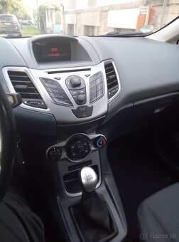 Ford Fiesta 1.2516v 60kw rok  2011 Trend - 8