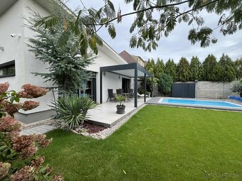 Moderný rodinný dom na predaj v Hadovciach – s bazénom - 8