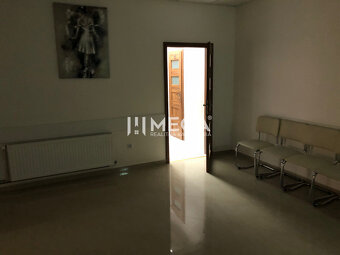 SKVELÁ PONUKA – POLYFUNKČNÝ OBJEKT NA PREDAJ | SNINA - 8