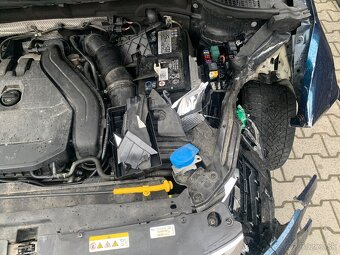Predám havarovanú Škoda Karoq 1.5 tsi 110kw dsg rv 2022 - 8