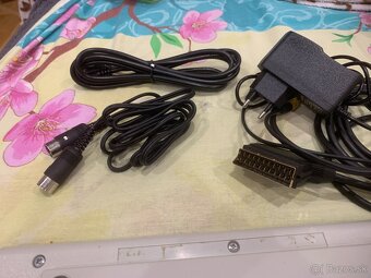 Oric 1 - plne funkčný počítač , zdroj , scart cable - 8
