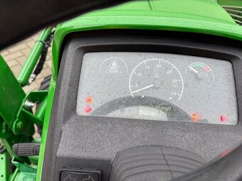 John deere 1025r - 8