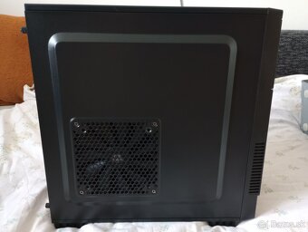 Nový, malý, herný počítač - 8