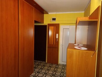 Predám 4 izbový byt s balkónom Fiľakovo - 8