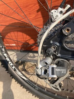 Celoodpruzeny bicykel mongoose M 18 26 - 8