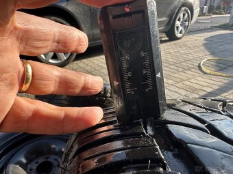 Predám disky + pneumatiky na Ciroen Xsara - 4 ks - 8