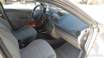 Renault Clio 3 grandtour 1.2 benzín - 8