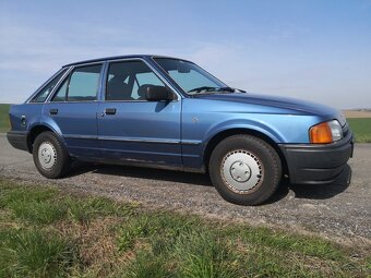 Ford Escort 1,4 GHIA 1987 - 8