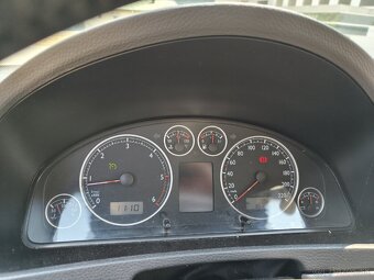 Vymením Volkswagen Multivan 2.5 tdi - 8
