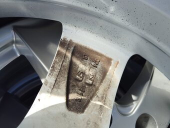 Zimná sada hliníkové disky 5x112 + pneumatiky 215/65R17 - 8