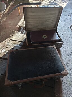 Starozitne kufre - 4 ks - 8