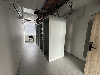 Moderné kancelárske priestory - 660 m2 - na Juhu - 8