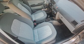 Skoda fabia 1.4 mpi - 8