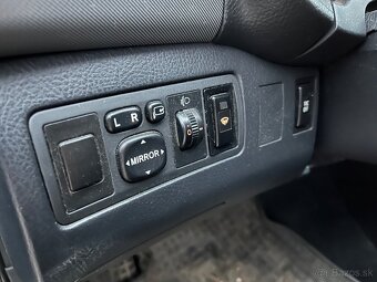 Toyota Avensis Combi 2.0d 93kw - 8