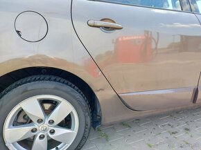 Renault Grand Scenic 3, 7 miest, 1.9 dci - nafta - 8