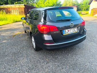 Opel Astra J 1,7 Sports Tourer - 8