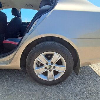 Octacia II 1,9 TDi 77KW 9/2009 - 8