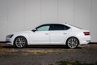 Škoda Superb 2.0 TDI 4x4 Style DSG - 8