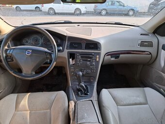 Volvo s60 2.4benzín 2003r.v. manuál - 8