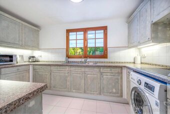 Vila v golfovej komunite Nova Santa Ponsa, Mallorca - 8