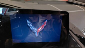Chevrolet Corvette Stingray (2023) - 8