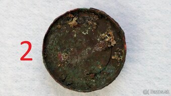 kopané odznaky, kokarda, medaila - 8