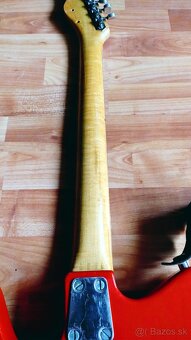 Elektricka retro gitara Jolana Iris cervena - 8