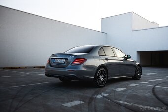 Mercedes-Benz E43 AMG 2017 - 8