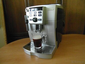 DeLonghi - 8