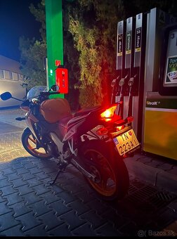 Honda cbr 125 - 8
