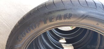 Goodyear asymmetric 3 eagle f1 245/50 r20 letne pneumatiky - 8
