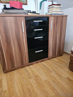 Hnedo-čierna spálňová zostava - 8