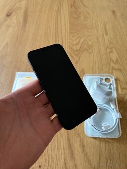 iPhone 13 128 gb Midnight v záruke + príslušenstvo - 8