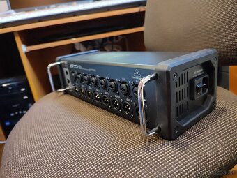 Behringer X32 Producer a SD8 digitálny stagebox - 8