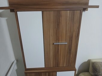 Obývacia stena farba orech biela - 8