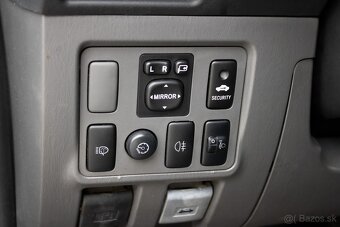 Toyota Hilux DC 3.0 I D-4D Sol A/T, 126kW, A5 08/2012 - 8