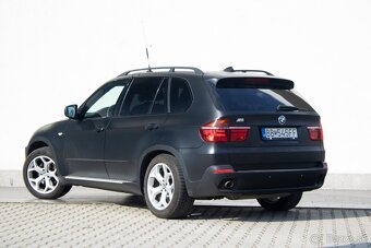 BMW X5 xDrive30d, 173kW AT/6 - 8